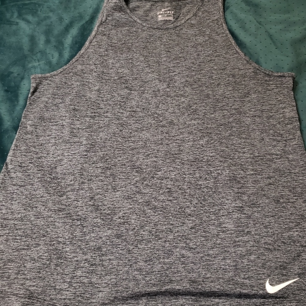 Nike dri fit tank